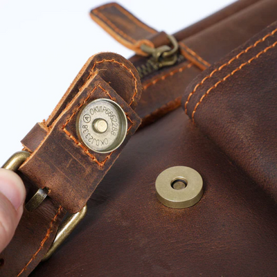 皮革筆電背包 | Alexander