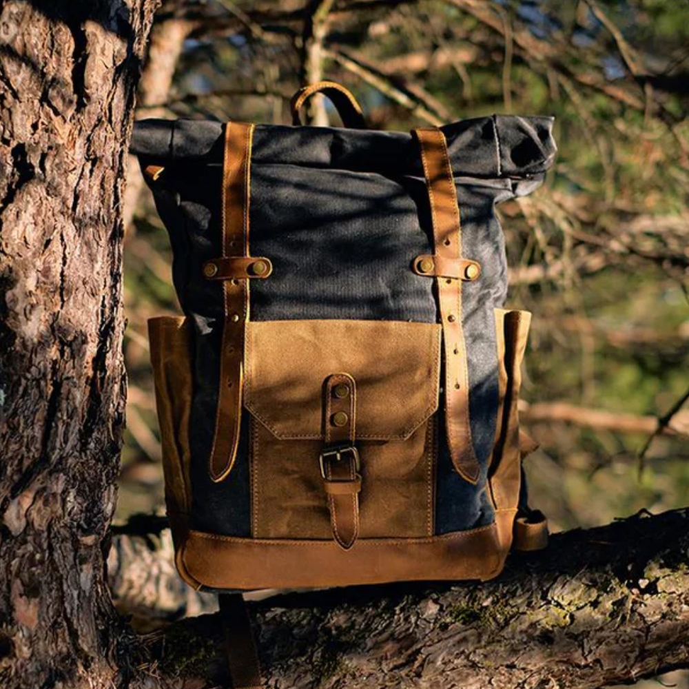 ROVIK – 蜡质帆布翻盖背包（男女皆宜）