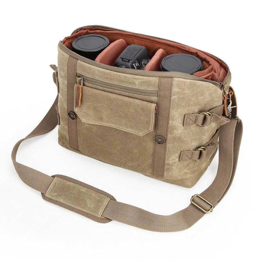 Camera Messenger Bag | Eisenberg