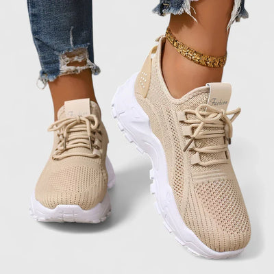 Maica | Orthopedic Sports Shoes