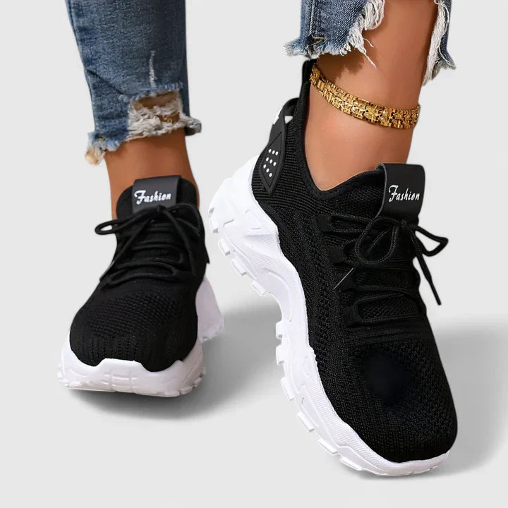 Maica | Orthopedic Sports Shoes