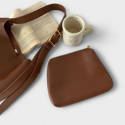 卡莉斯塔 – 優雅皮革肩包