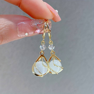 Vintage Crystal Earrings (Gold)