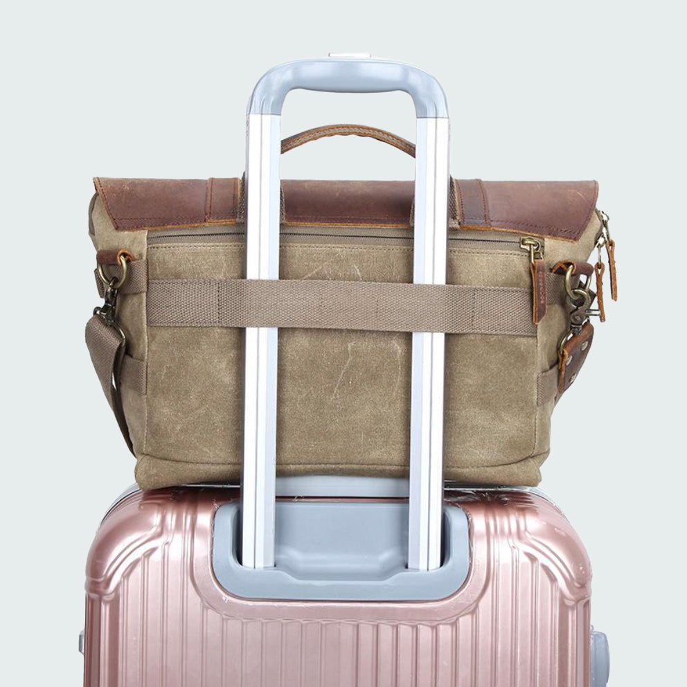 Camera Messenger Bag | Eisenberg